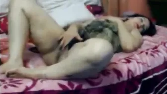 زوج مصري ياكل كس مراتة علي السرير عرب نار xnxx arab