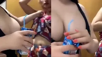 سكس انجي الخوري الشرموطة اللبانية علي الكام تقفش وتمص في بزاز صاحبتها