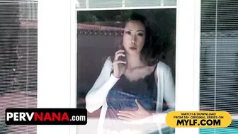 جدة اسيوية جسمها جامد بزازها كبيرة تتناك من حفيدها بقوة سكس رعشه