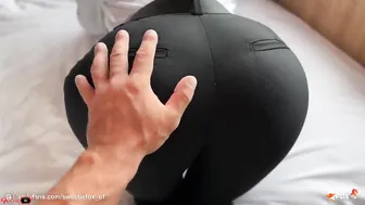 رئيس يقنع سكرتيرته المجتهدة بممارسة الجنس شات سكس نار
