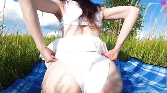 فيديو سكس جديد نحيفة بيضاء تتناك في الهواء الطلق من زوجها للتغيير