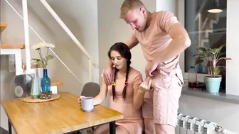 سكس اجنبي محارم مراهقة حامل تقنع اخوها وتجعلة ينيك كسها المحروم