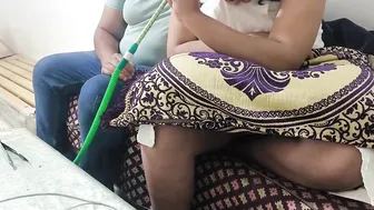 سكس مصري شعبي تسريب فيديو لشرموطة من بور سعيد وهي بتتناك وتتفشخ