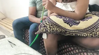 سكس مصري شعبي تسريب فيديو لشرموطة من بور سعيد وهي بتتناك وتتفشخ