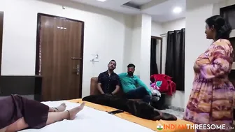 فيلم سكس نار تبادل زوجات هندي ساخن نسوان مربربة جامدة
