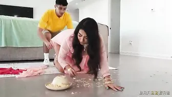 افلام سكس حديث اخ ينيك اختة في السر خلف ظهر حبيبته