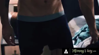 أدخل زبك في أمك قبل أن تغادر لن يكتشف أحد ذلك - سكس امهات حقيقي