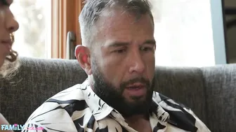 زوجة اخي تساعدني في الأوقات الصعبة التي أمر بها - افلام سكس محارم نار