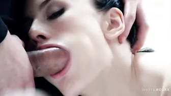 أجمل سمراء ذات أجمل بزاز كبيرة - سكس سمراوات