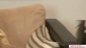 سكس تبادل ازواج ثلاث زوجات يمارسن الجنس بقوة في حفلة تبادل الزوجات