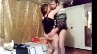 مقاطع سكس عراقي زوجة تتناك في منزلها من جارها