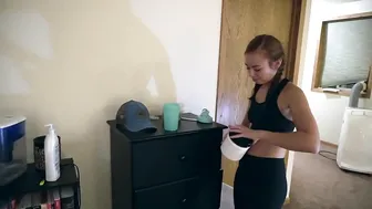سكس اخت تمص زب اخوها وتخلية يجيب في فمها
