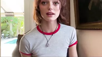 سكس اخوات هادي اخت تشعر بالملل تشتت انتباه اخوها وتجعله ينيكها